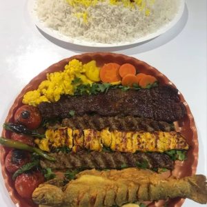 معرفی مجموعه غذایی کریسپی چیکن در شیراز در شیراز