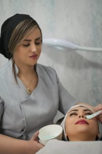 معرفی مرکز فیشیال تالگو مینا خلیلی در قم ذر مشاغل ممتاز