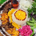 کافه رستوران آبشار در کوه چنار