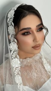نمونه کار آرایش عروس عمارت گلشن در شوش در مشاغل ممتاز