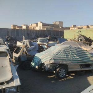 نمای کلی خودروهای اسقاط آماده خرید و فروش در برادران اسدیان مشهد_مشاغل ممتاز