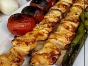 کترینگ بهروز در سیرجان با منوی متنوع غذاهای ایرانی-مشاغل ممتاز