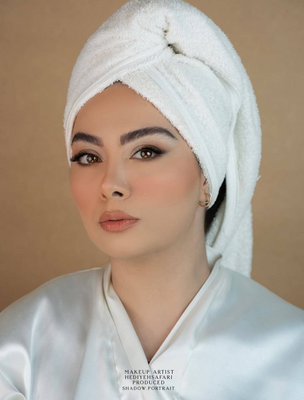 آرایشگاه زنانه مریم جمشیدی در تنکابن با میکاپ حرفه‌ای_مشاغل ممتاز