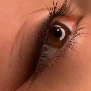آموزش خدمات آرایش دائم فرزانه داننده در پرند-مشاغل ممتاز
