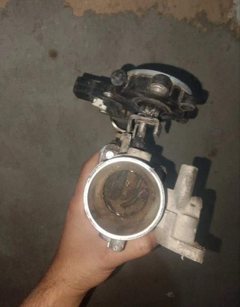 اگزوزسازی سجاد در زاهدان؛ کاتالیزور دست‌ساز و دریچه برقی با نصب حرفه‌ای-مشاغل ممتاز