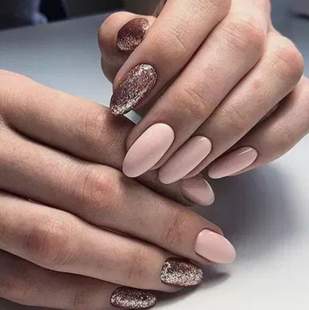 دوره آموزش خدمات کاشت ناخن محدثه چنگانی در اصفهان ویژه ورود به بازار کار _مشاغل ممتاز