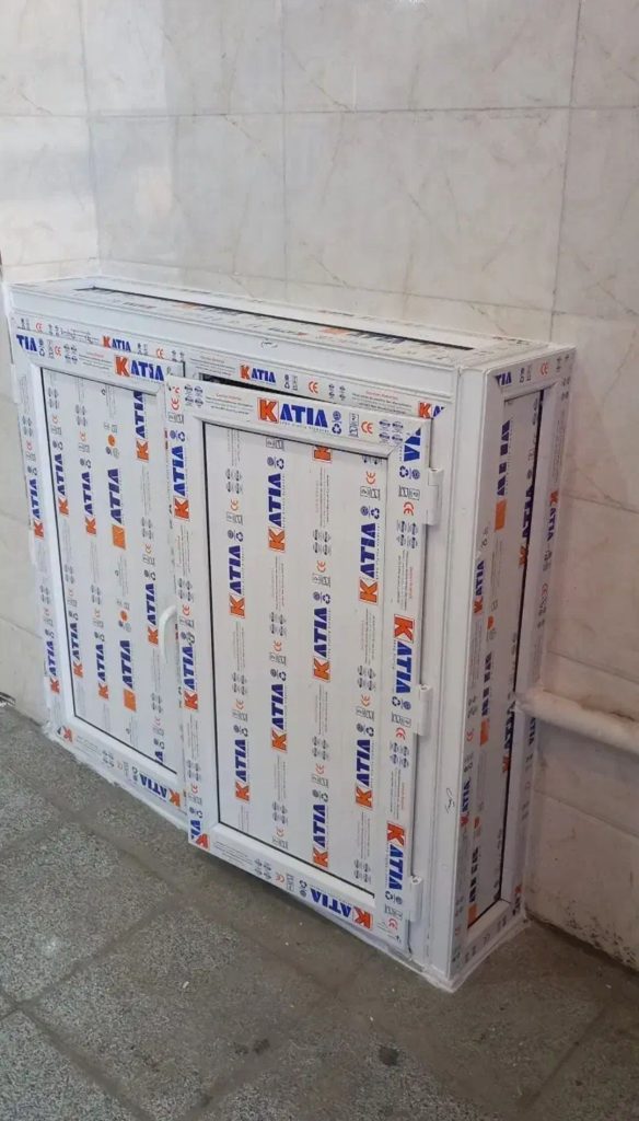 تولیدی درب و پنجره upvc لاوان صنعت در سنندج