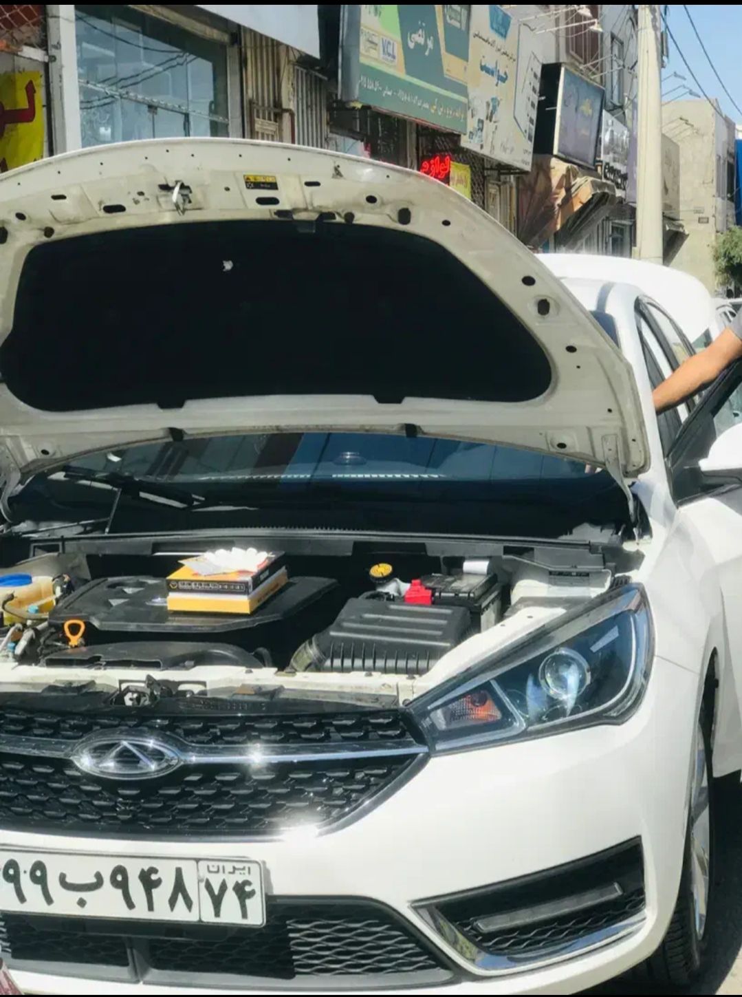 تعویض طلق چراغ خودرو در مشهد Auto 30-مشاغل ممتاز
