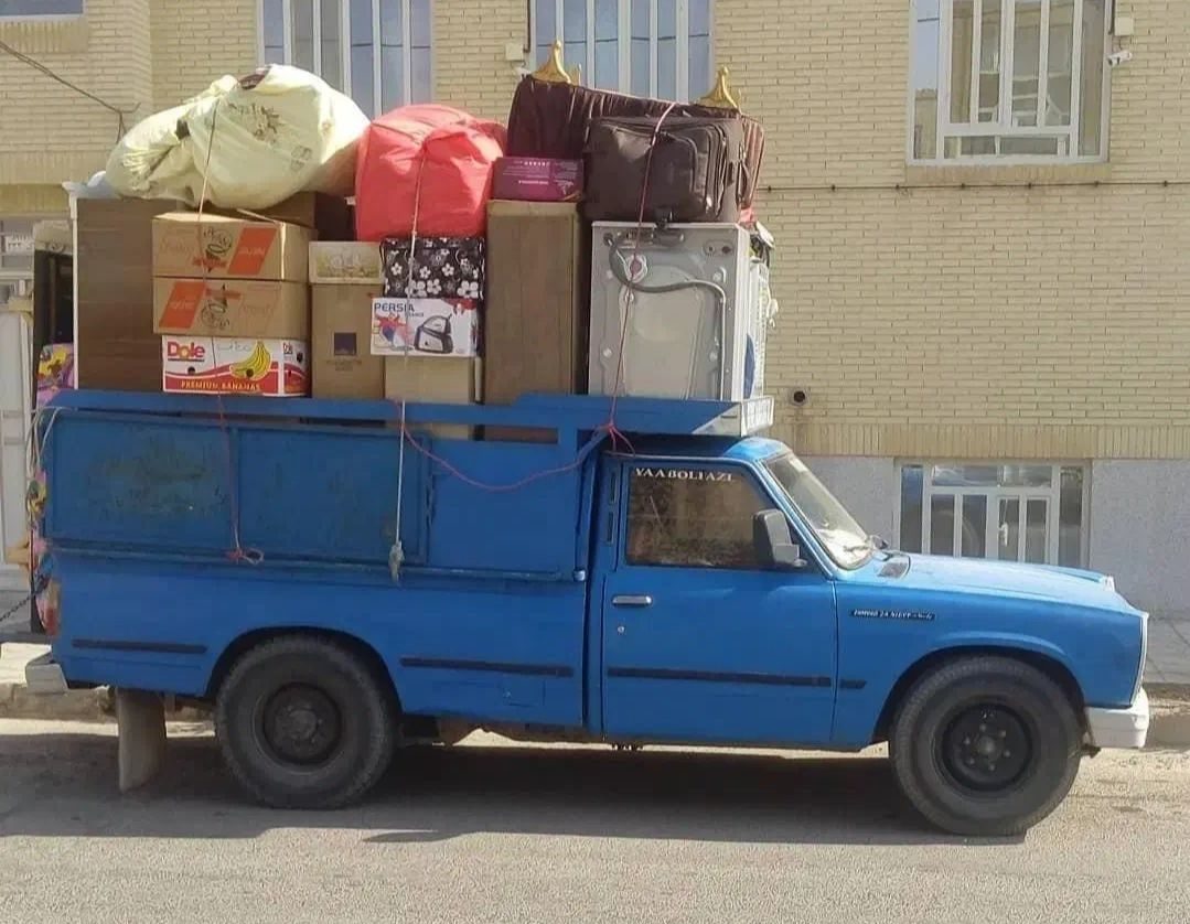 اسباب‌کشی منزل در بندرعباس با وانت بار الیاس تیموری و کارگران ماهر-مشاغل ممتاز