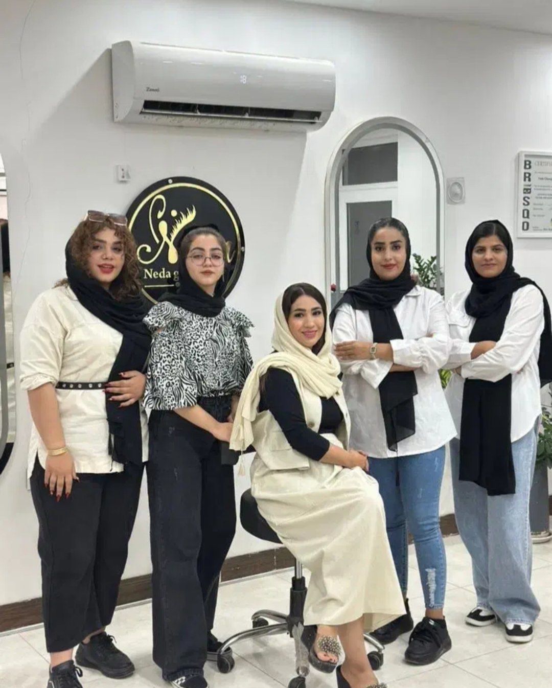 برگزاری دوره خصوصی اکستنشن مژه ندا غنی پور-مشاغل ممتاز