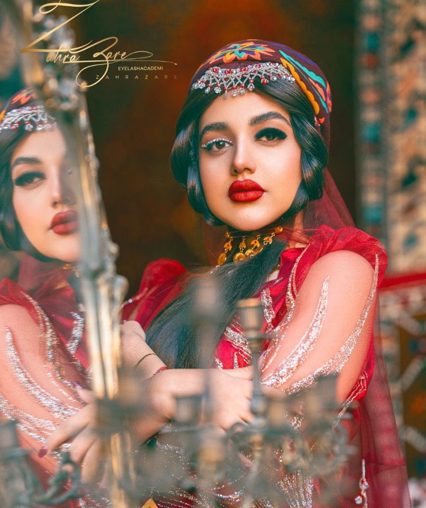 آموزش و خدمات اکستنشن مژه زهرا زارع شیراز-مشاغل ممتاز