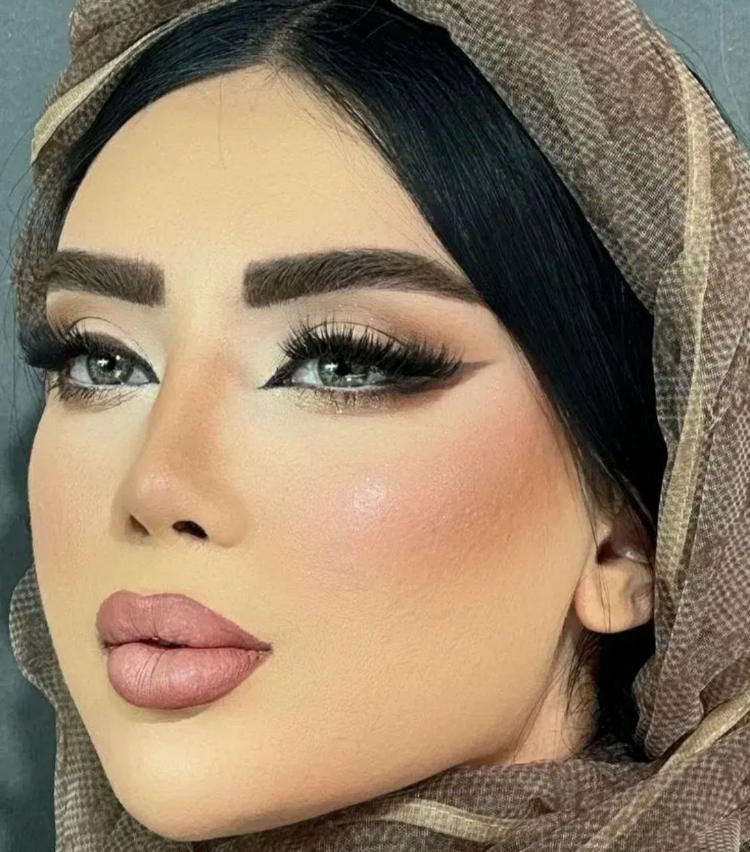 مجموعه مهسا جهانتیغ زاهدان برگزار کننده دوره های تخصصی زیبایی -مشاغل ممتاز