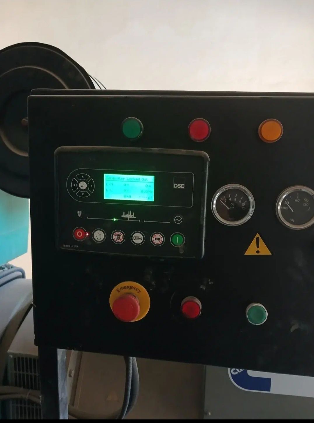طراحی و سیم‌بندی تابلو برق کارخانه‌ها توسط مونتاژ تابلو برق آوران پارسوماش در مسجد سلیمان – مشاغل ممتاز
