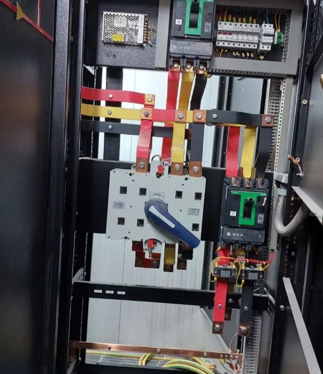 نصب و عیب‌یابی تخصصی تابلو برق و سیستم‌های برقی ساختمان در تاسیسات الکتریکی حسن‌زاده مشهد - مشاغل ممتاز