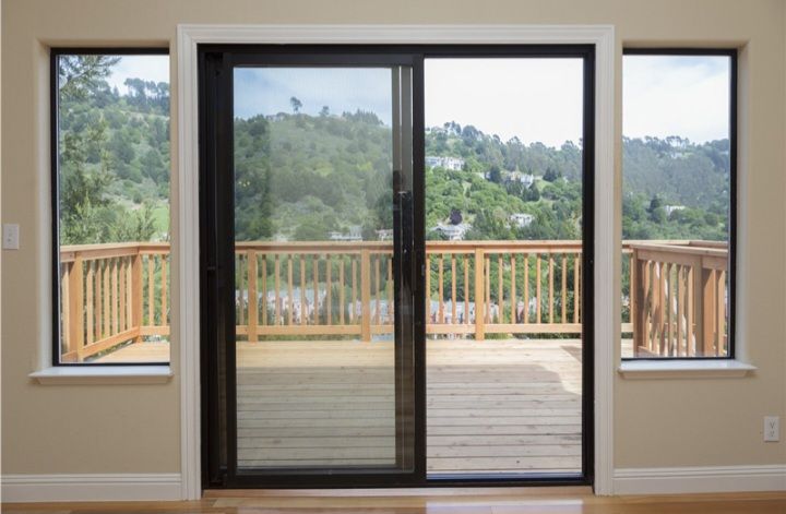 مشاهده نمونه کارهای نصب پنجره UPVC در رشت - پرهیزکار