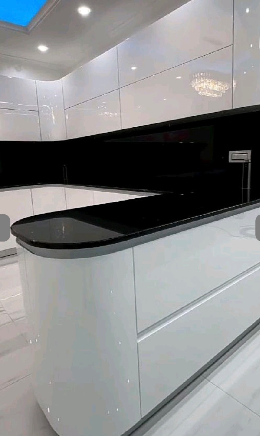 نمونه اجرای کابینت آشپزخانه شیک در کرج توسط کابینت باقری-مشاغل ممتاز