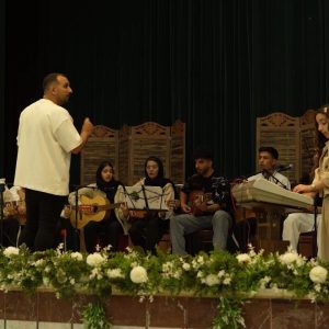 کلاس آموزش موسیقی در آموزشگاه موسیقی سووشون پاکدشت برای تمامی سنین -مشاغل ممتاز