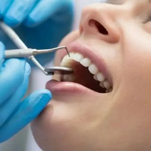 مطب دندانپزشکی دکتر حامد زمانی زاهدان؛ خدمات تخصصی ترمیم، عصب‌کشی و زیبایی دندان-مشاغل ممتاز