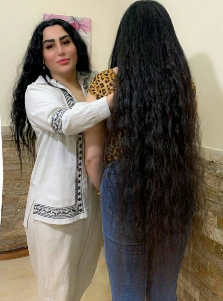 نصب اکستنشن مو طبیعی با ماندگاری بالا در مرکز نازنین قدسی کرج-مشاغل ممتاز