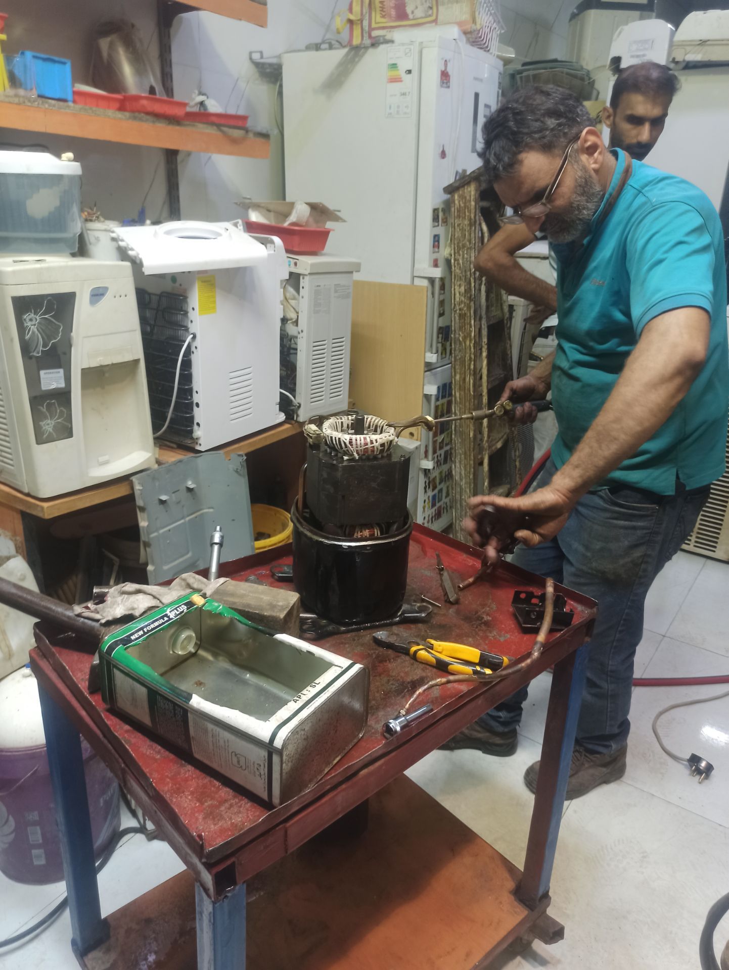 نصب تخصصی کولر نجفی در اهواز-مشاغل ممتاز