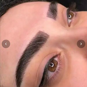 نمونه کار میکروبلیدینگ ابرو در آموزش و خدمات تاتو نرگس بیدار بوشهر - مشاغل ممتاز