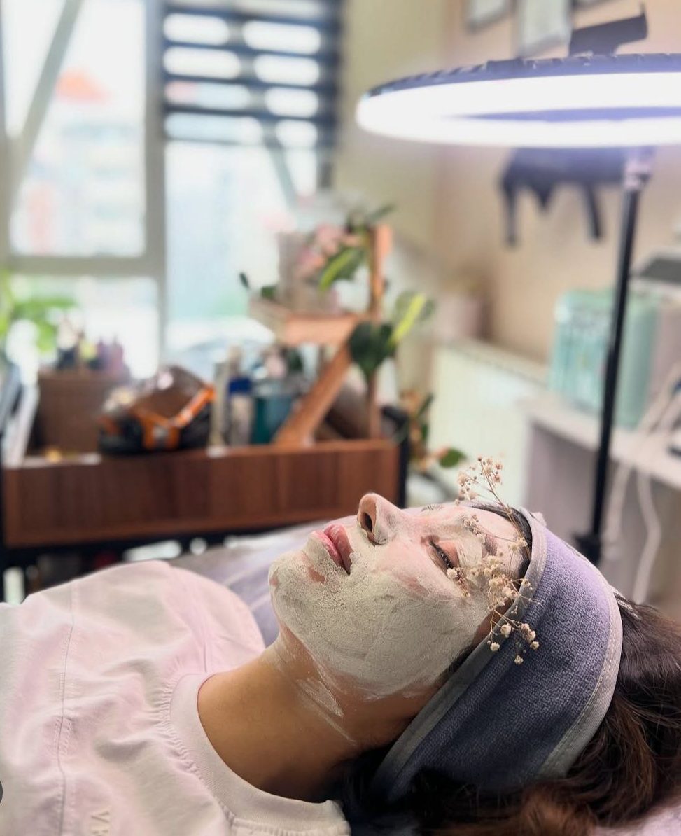 پاکسازی پوست نچرال آمل-- مشاغل ممتاز