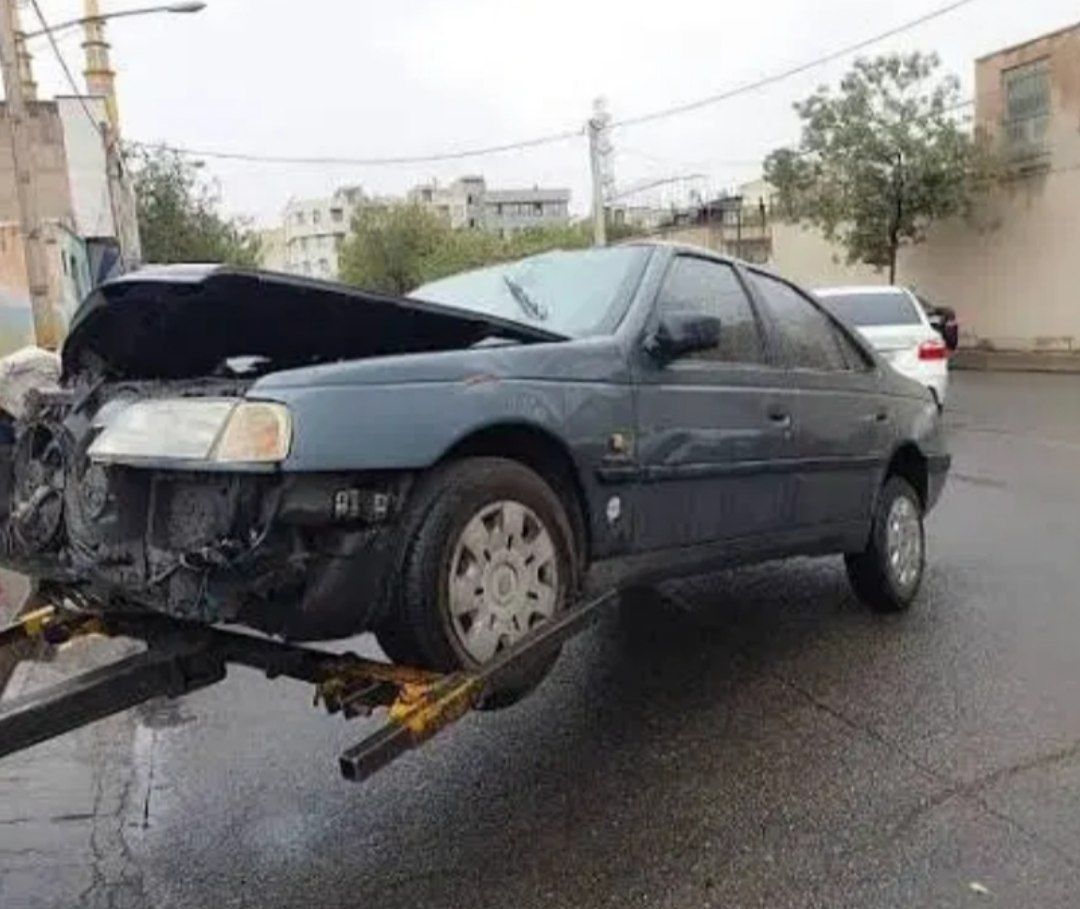 یدک کش ایران‌خودرو بابایی در گرگان-مشاغل ممتاز