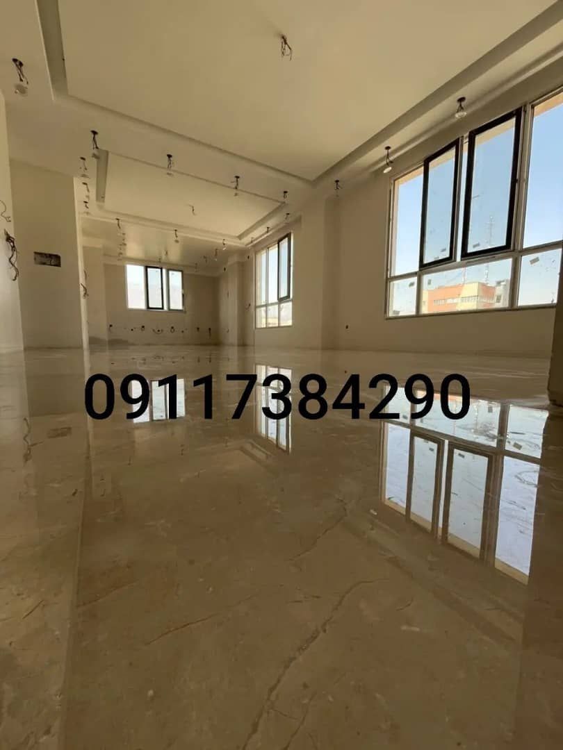 کفسابی و جرم‌گیری تخصصی موزاییک‌های قدیمی در محمودآباد
