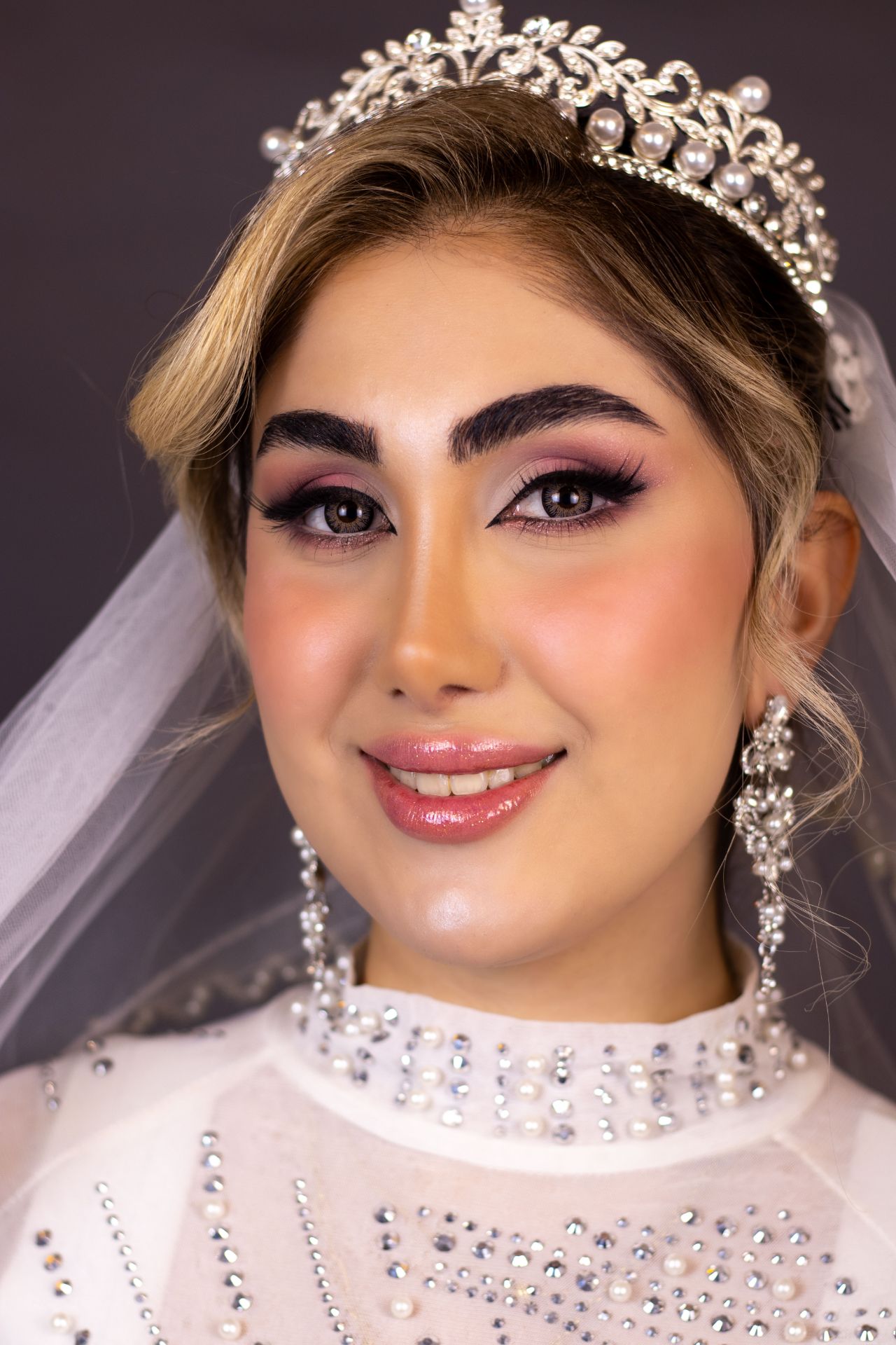 سالن زیبایی نجلا عربی در مشهد_مشاغل ممتاز