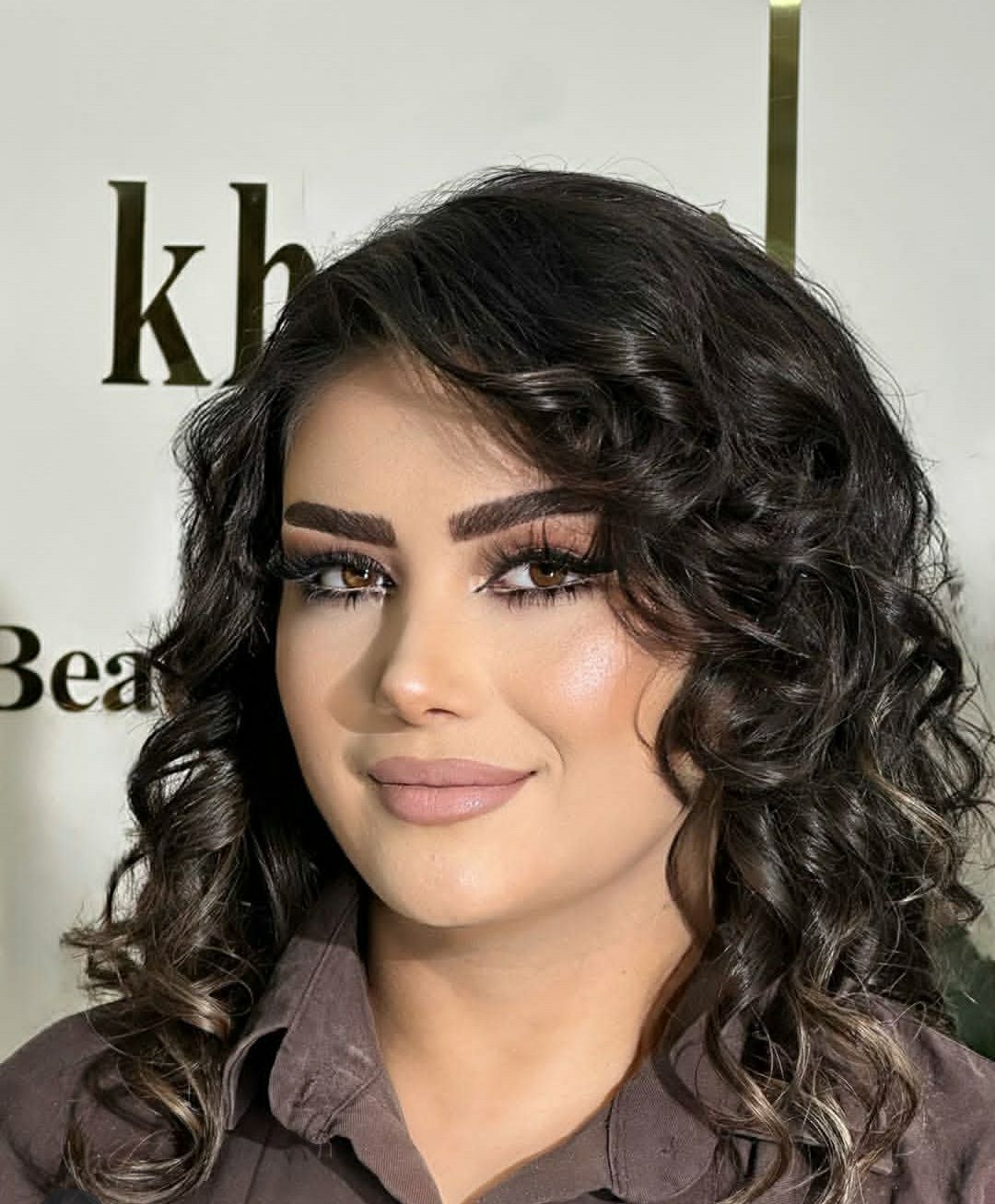 نمونه کار میکاپ لایت و سبک اروپایی دخترانه در سالن زهرا خطیبی تبریز